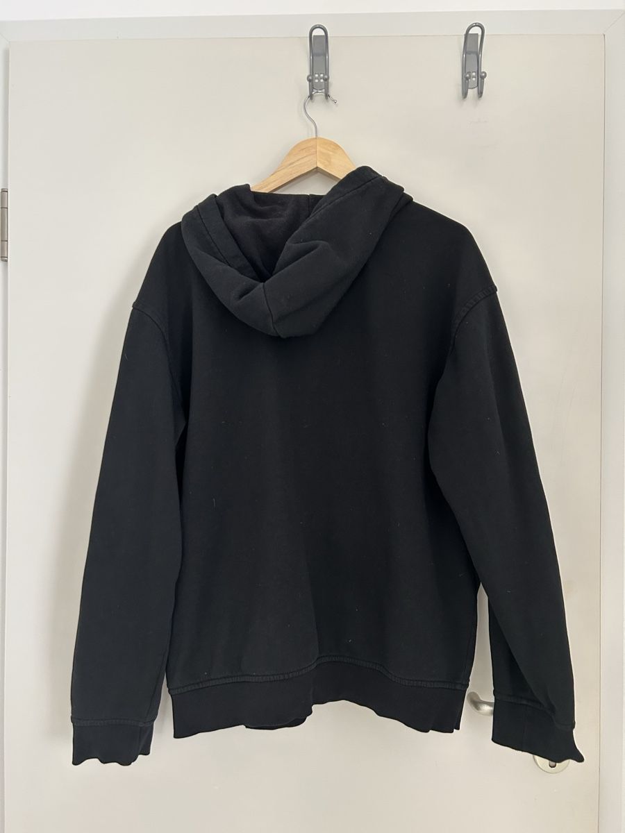 Maglioni & Felpe: Schwarze Kapuzenjacke Herren Grösse L – Usato da Schlieren venduto da mar_p5pq 1