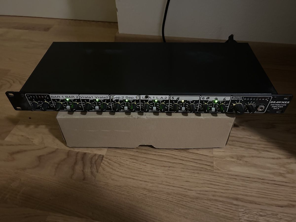 Strumenti musicali: Drawmer DA6 Distribution Amplifier - Top Zustand! – Usato da Birr venduto da nbsound