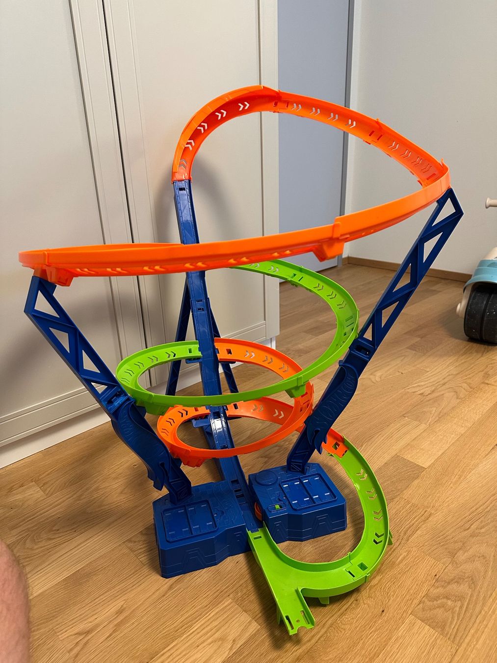 Hot Wheels Rennbahnen: Hot Wheels Crash-Spirale Rennbahn – Gebraucht aus Sevelen von JanosHanol 3