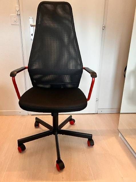 Stühle: Gaming Chair – Gebraucht aus Le Grand-Saconnex von lol_zs8k