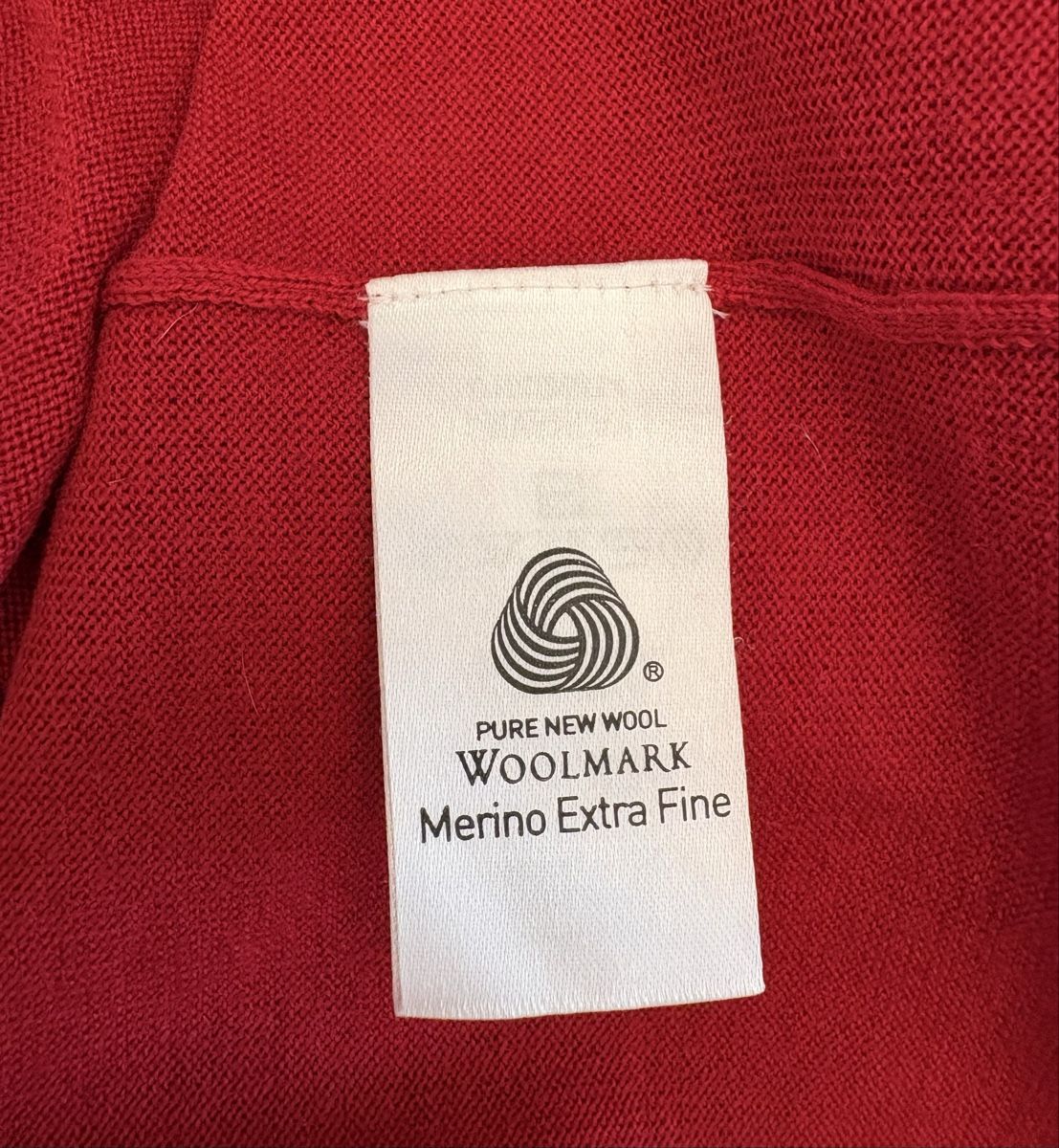 Lacoste Maglioni & Felpe: Bellissimo maglione Lacoste  – Usato da Chiasso venduto da myt_k8rf 4