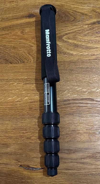 Treppiedi & Teste: Manfrotto Element Monopod  aluminium, 5 sections – Usato da Bremblens venduto da ltheintz