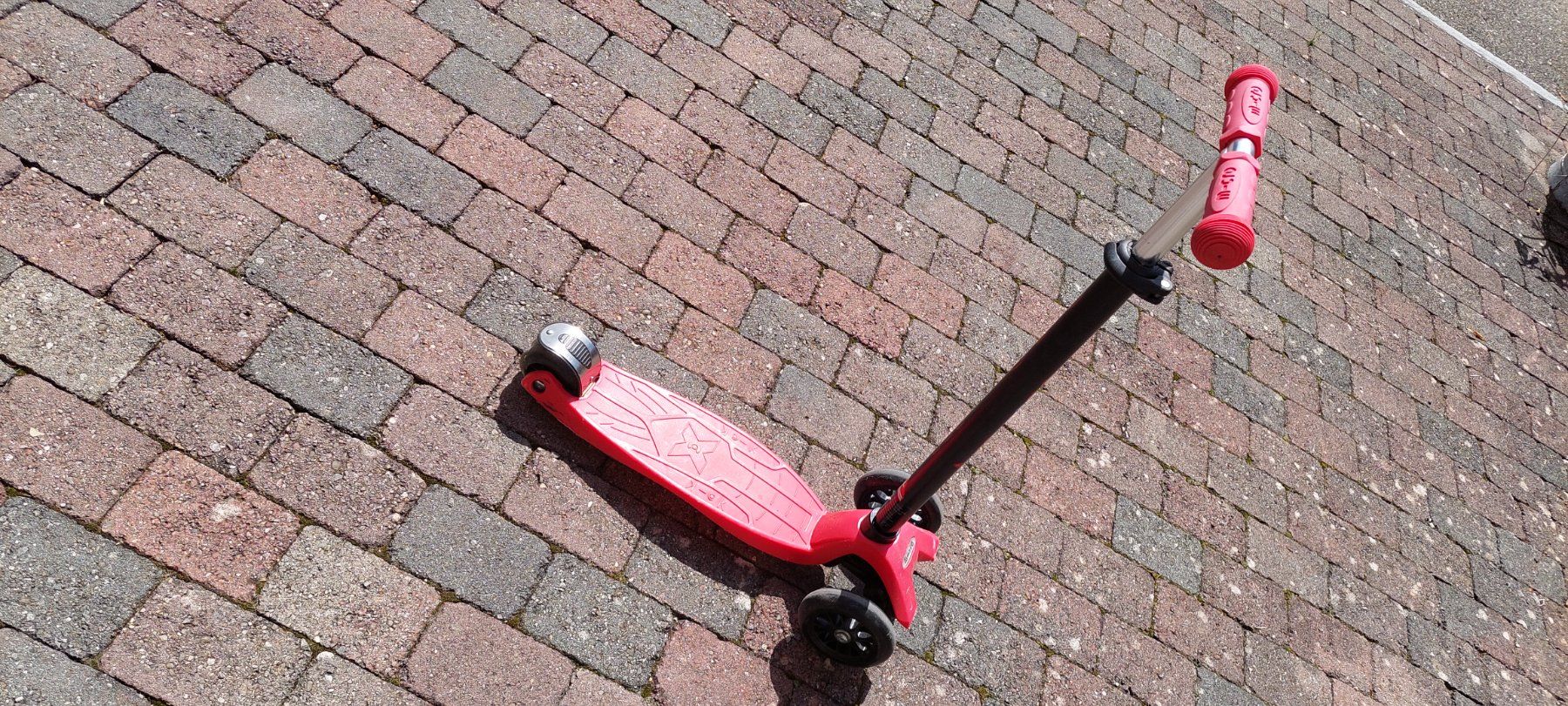 Micro Veicoli per bambini: Trotinette Micro pour enfant - Rouge – Usato da Courtelary venduto da Chauvesouris