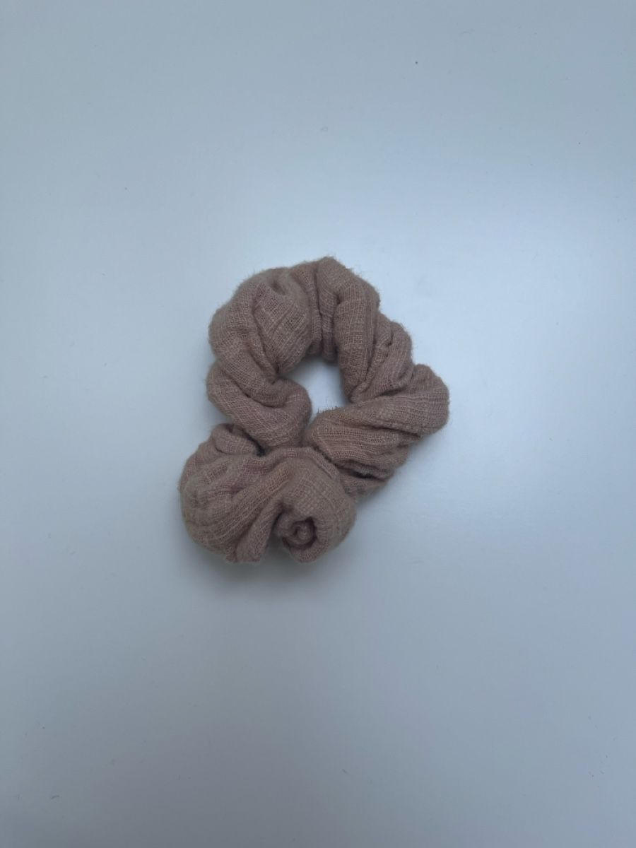 Haarschmuck: Rosa Haargummi/Scrunchie – Gebraucht aus Zürich von lyn_tqp5