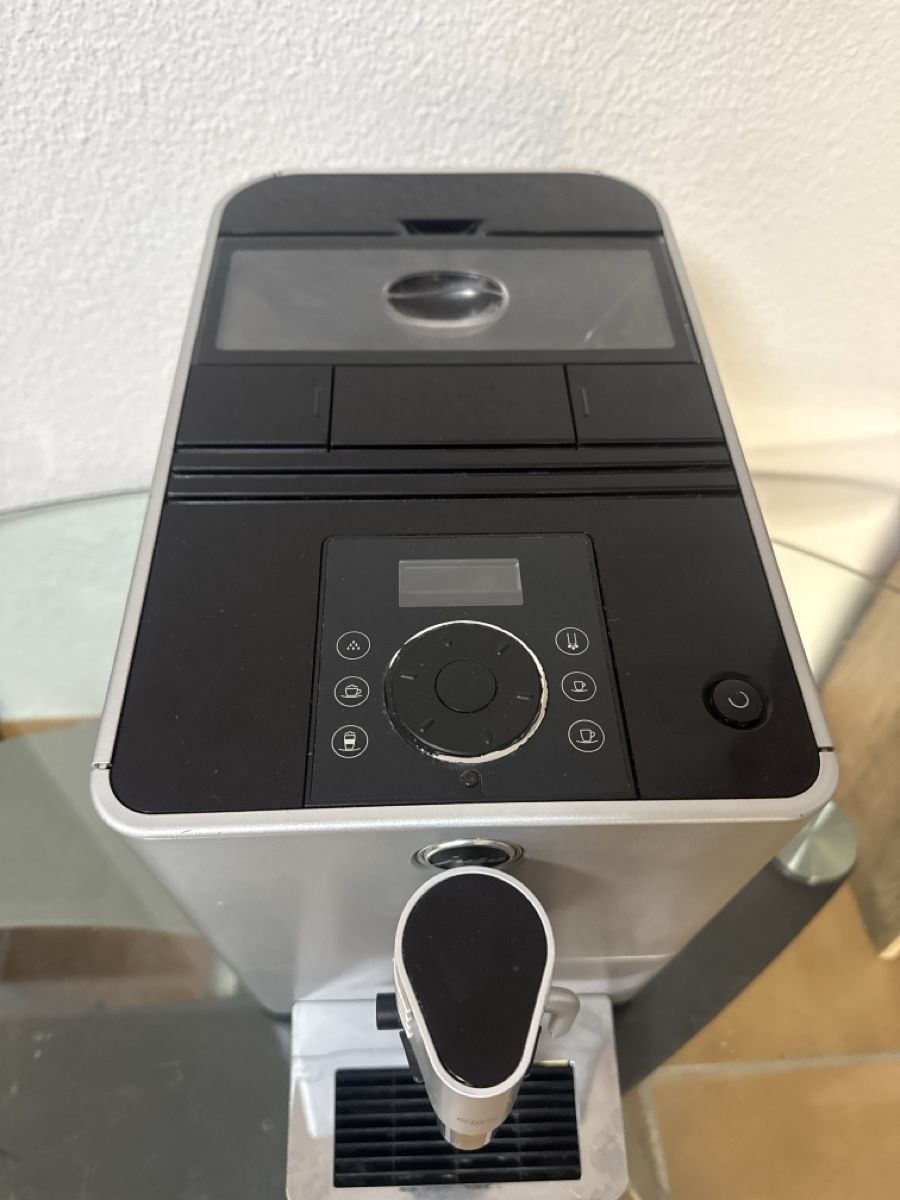 Jura Kaffeemaschinen & Espressomaschinen: Machine à café Jura – Gebraucht aus Soyhières von Jura22 2