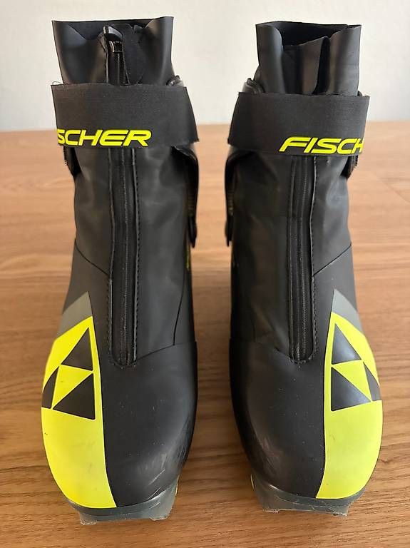 Scarpe da uomo: Langlauf Skating Schuh Carbon Lite  – Usato da Wimmis venduto da fischer.60