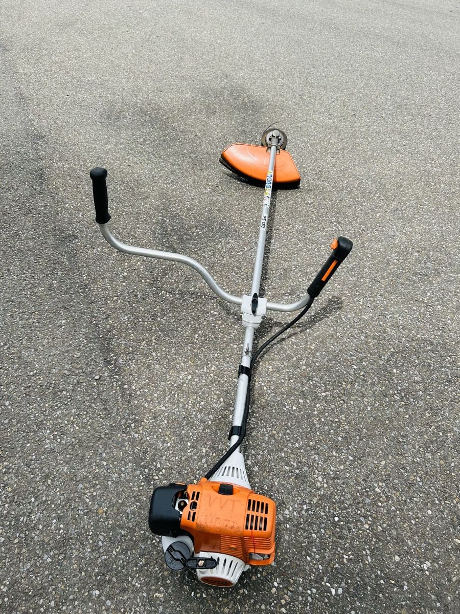 Stihl Tutti gli attrezzi: Rasentrimmer Stihl FS 130 R – Usato da Würenlos venduto da Shop_Shop 3