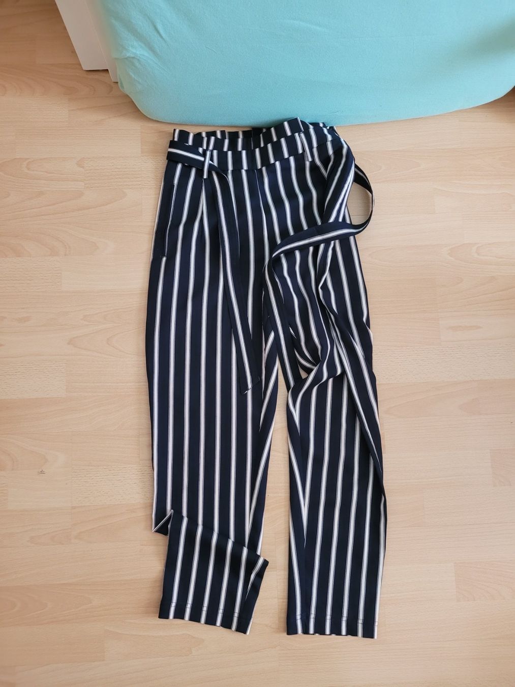 Stradivarius Hosen: Hose gr. 36 Stradivarius – Gebraucht aus Inwil von Flower2325