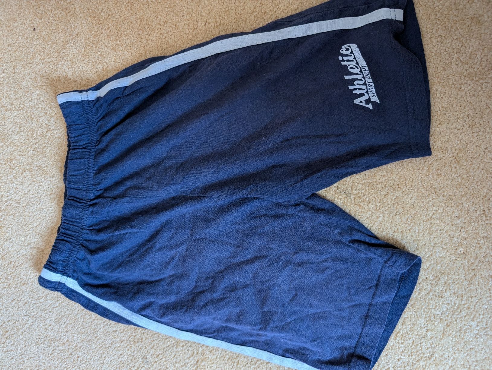 Pantaloni: Shorts, Gr. 122 – Usato da Winterthur venduto da voan 3