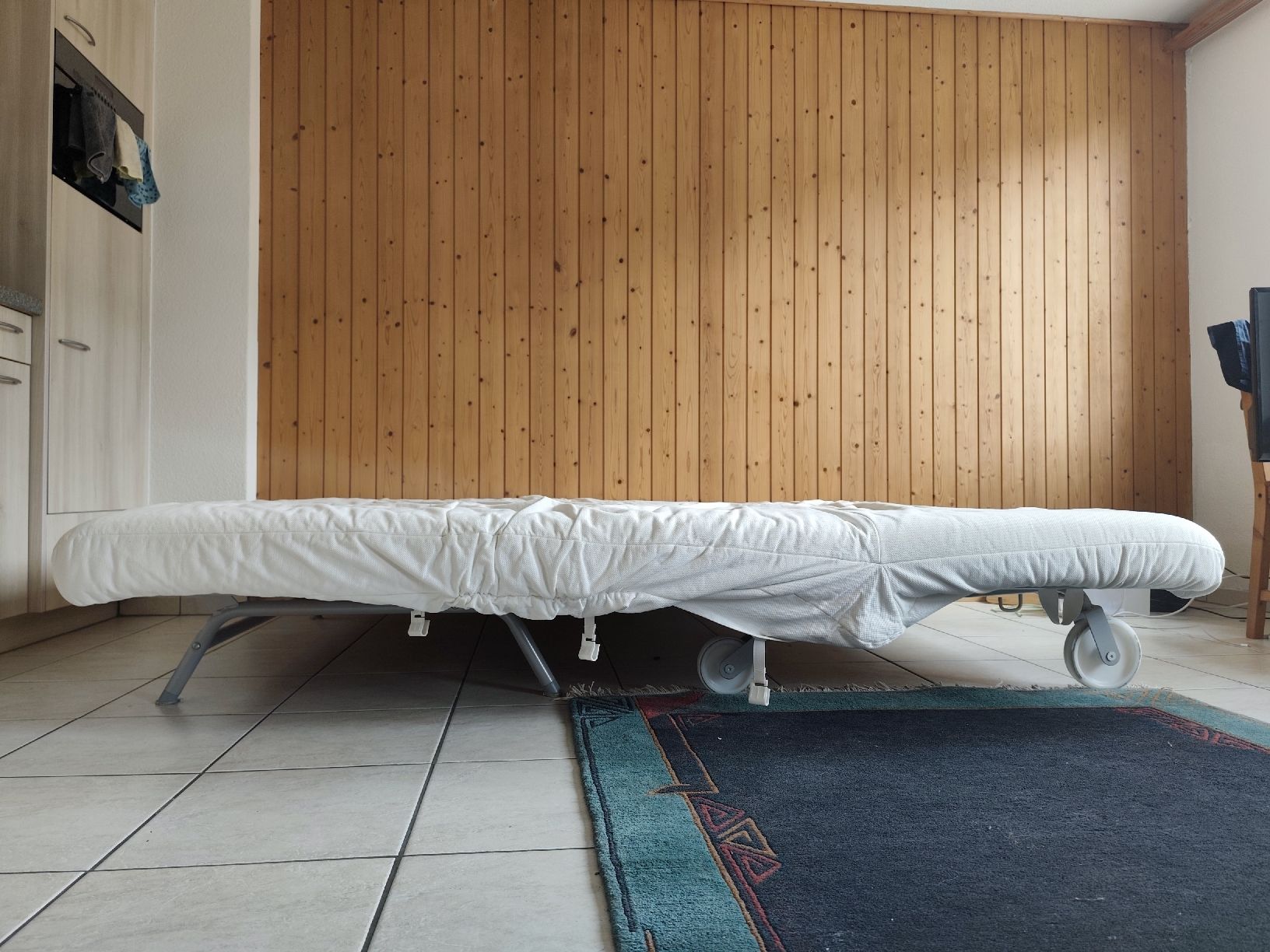 Betten: Rollaway Bed with Mattress good condition – Gebraucht aus Zweisimmen von zoz_s95z 1