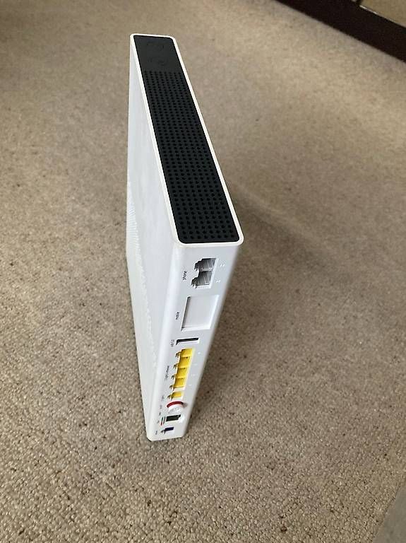 Modem & Router: Swisscom Internet Box 3 und TV Box 21  – Usato da Steinhausen venduto da Atox77 2
