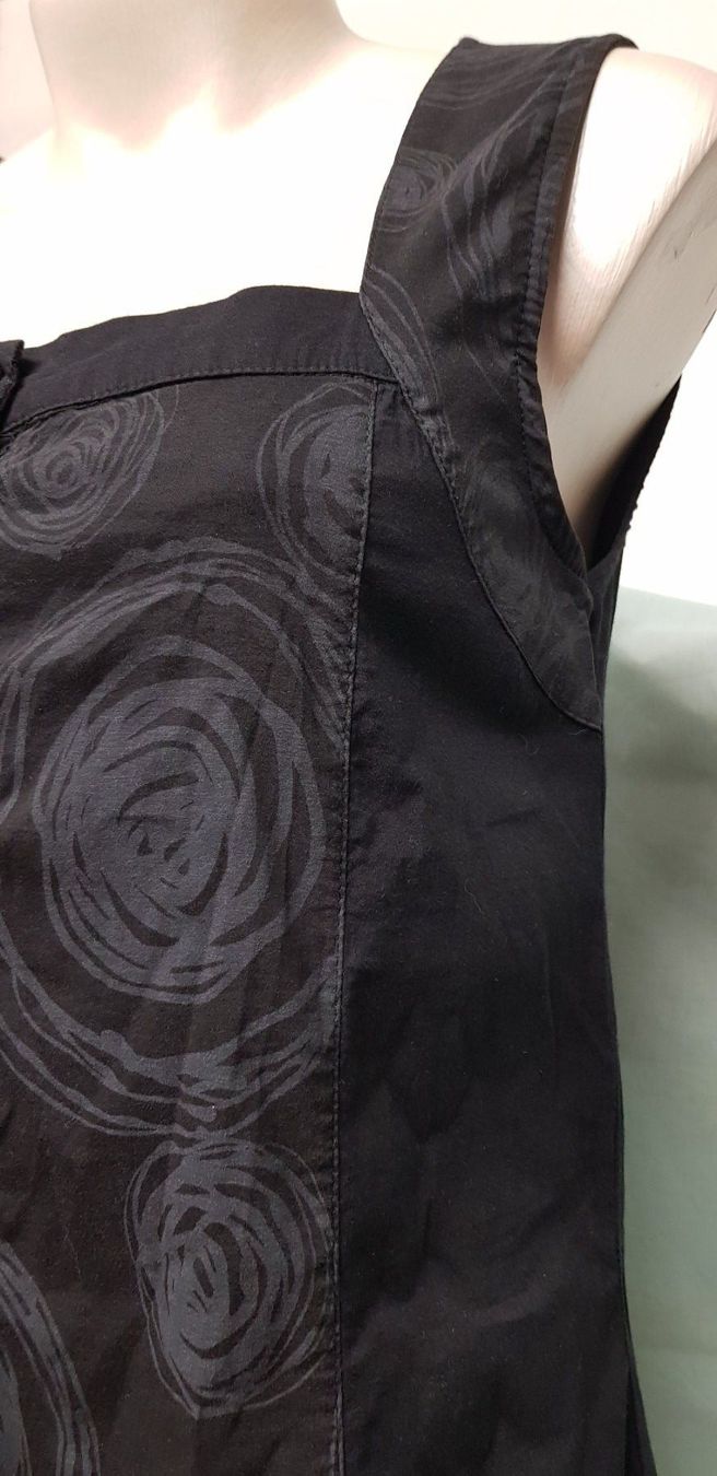 Vestiti: Kleid, Tunika, Gr. M – Usato da Uster venduto da Astral 4