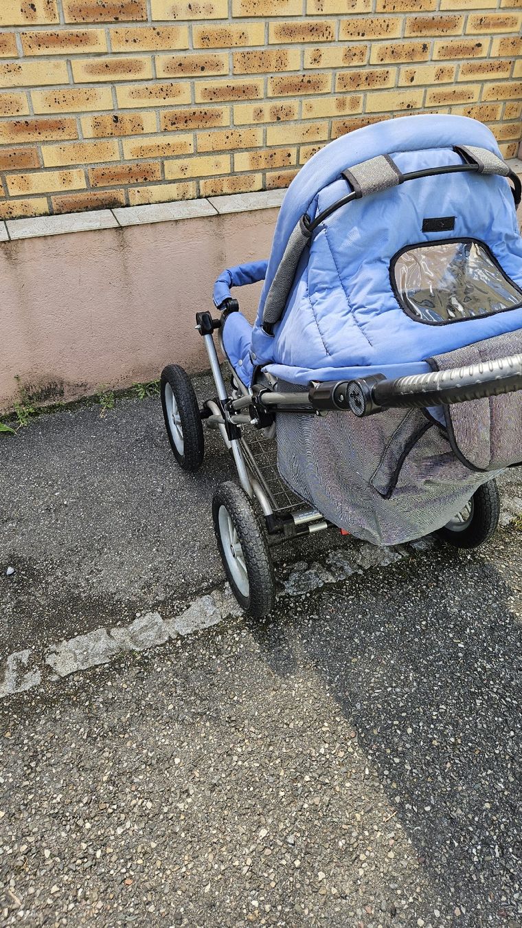 Hartan Carrozzine: Hartan Kinderwagen – Usato da Ettingen venduto da samiba 3