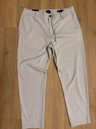 Herren Hose beige Grösse 36/30 neu mit Etikett
