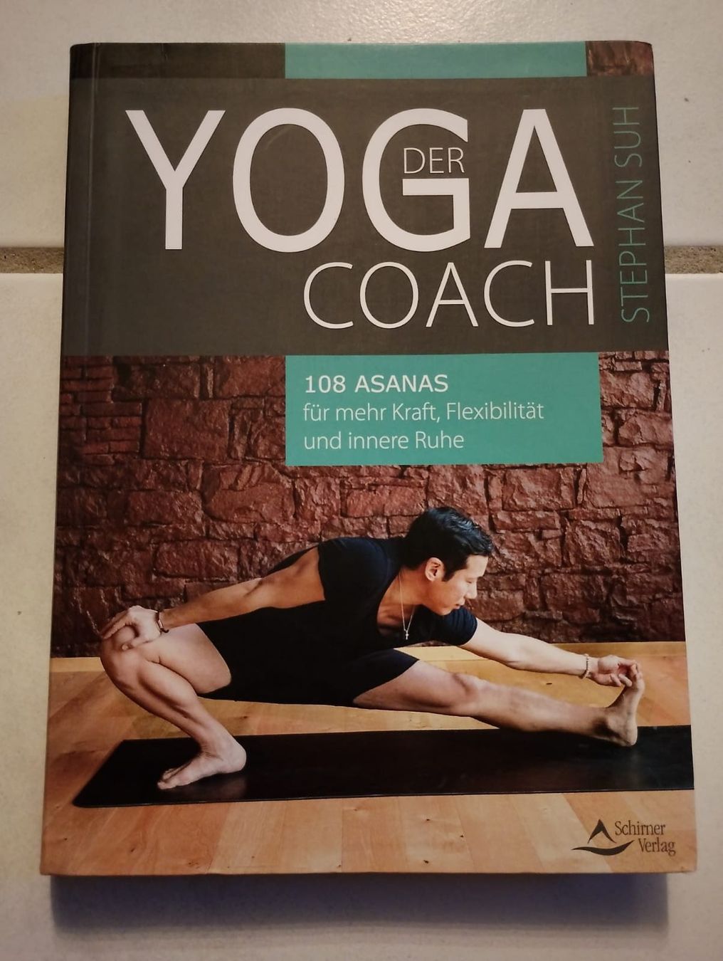 Libri: Der Yoga Coach - Stephan Suh – Usato da Ehrendingen venduto da 2Guagua2