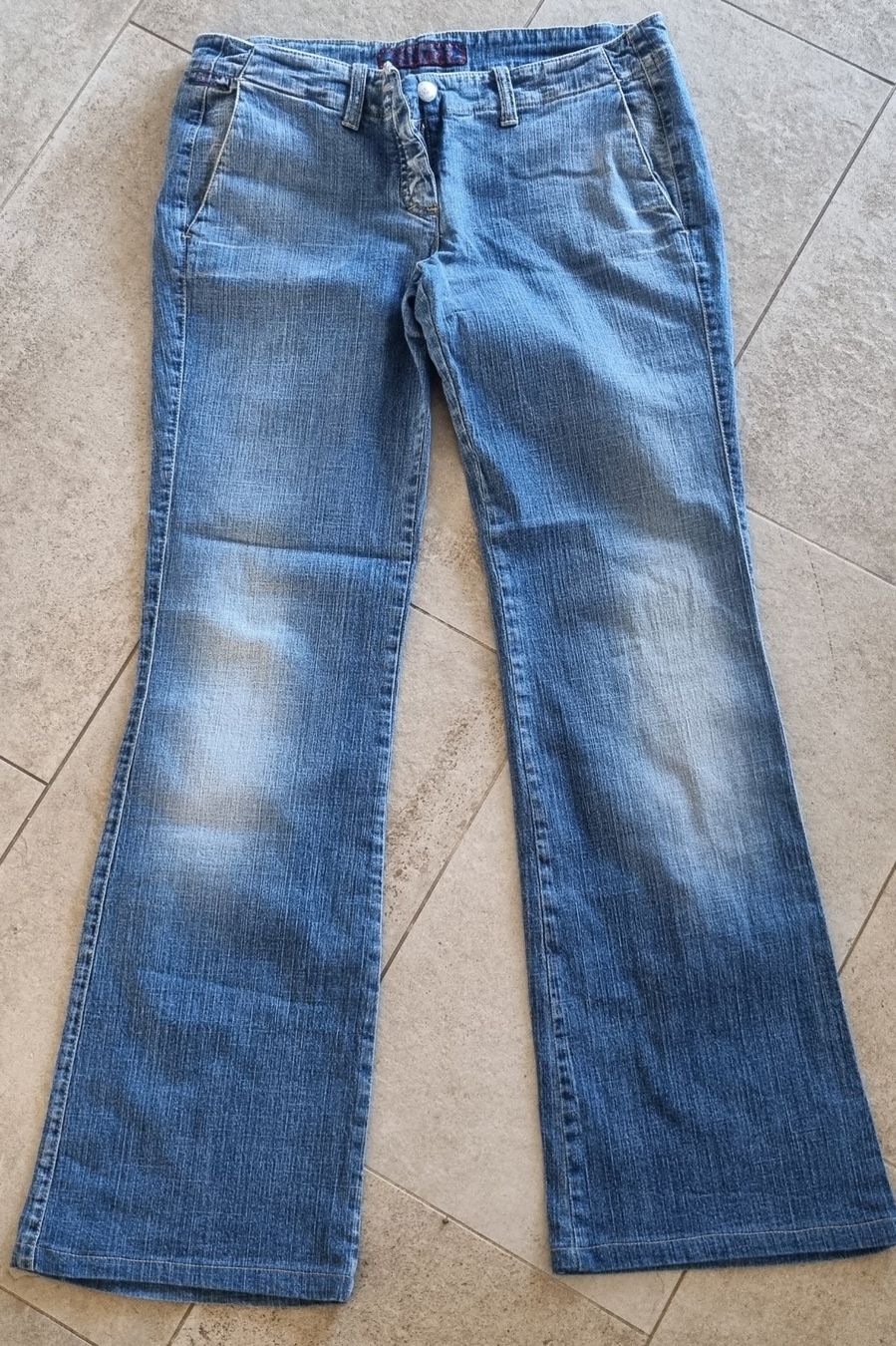 Jeans: 3xJeans gr.42 – Usato da Grossdietwil venduto da GNOM313 3
