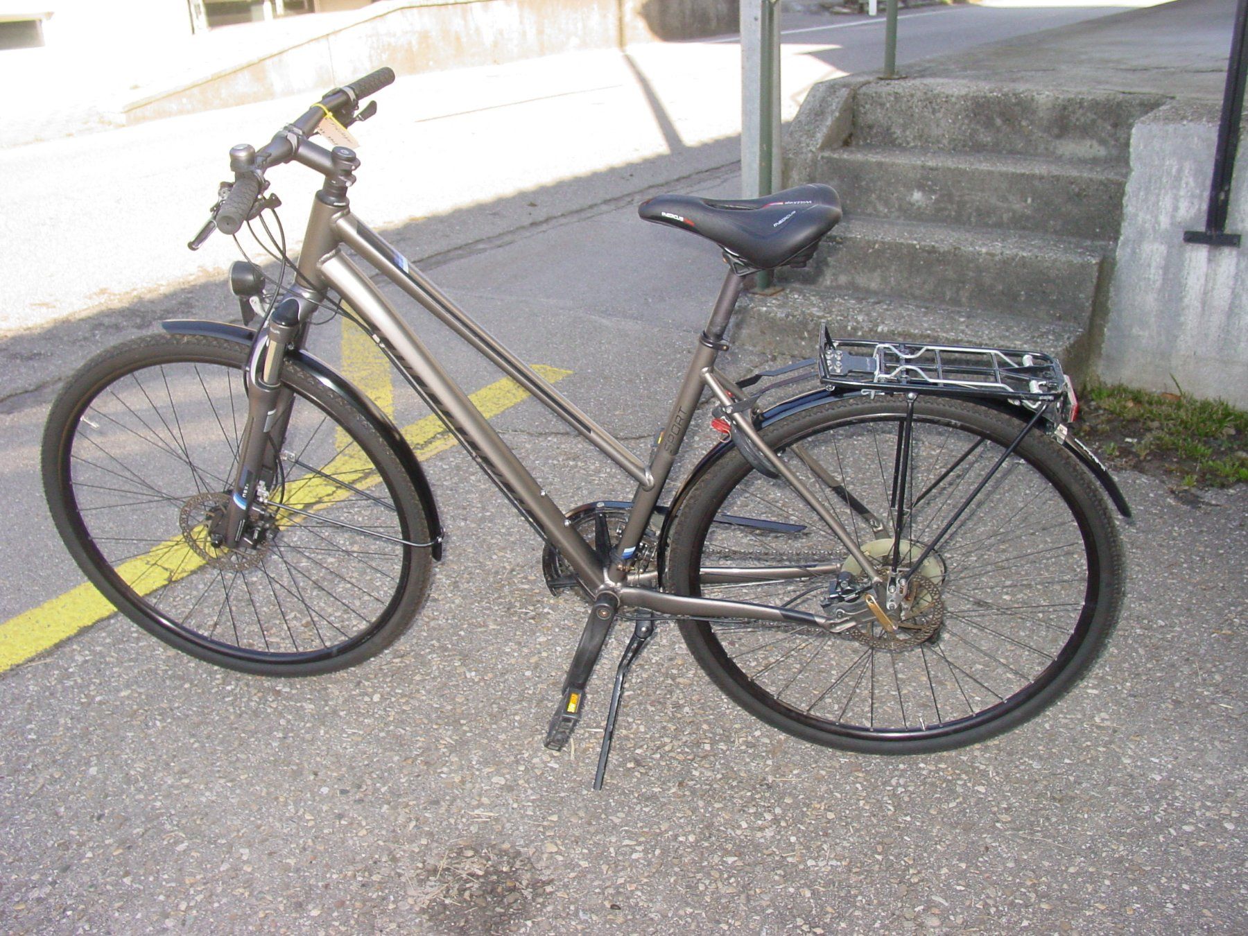 Specialized Biciclette: Specialized Crossover Sport Damen  Bike – Usato da Ursenbach venduto da rekruten-shop 1