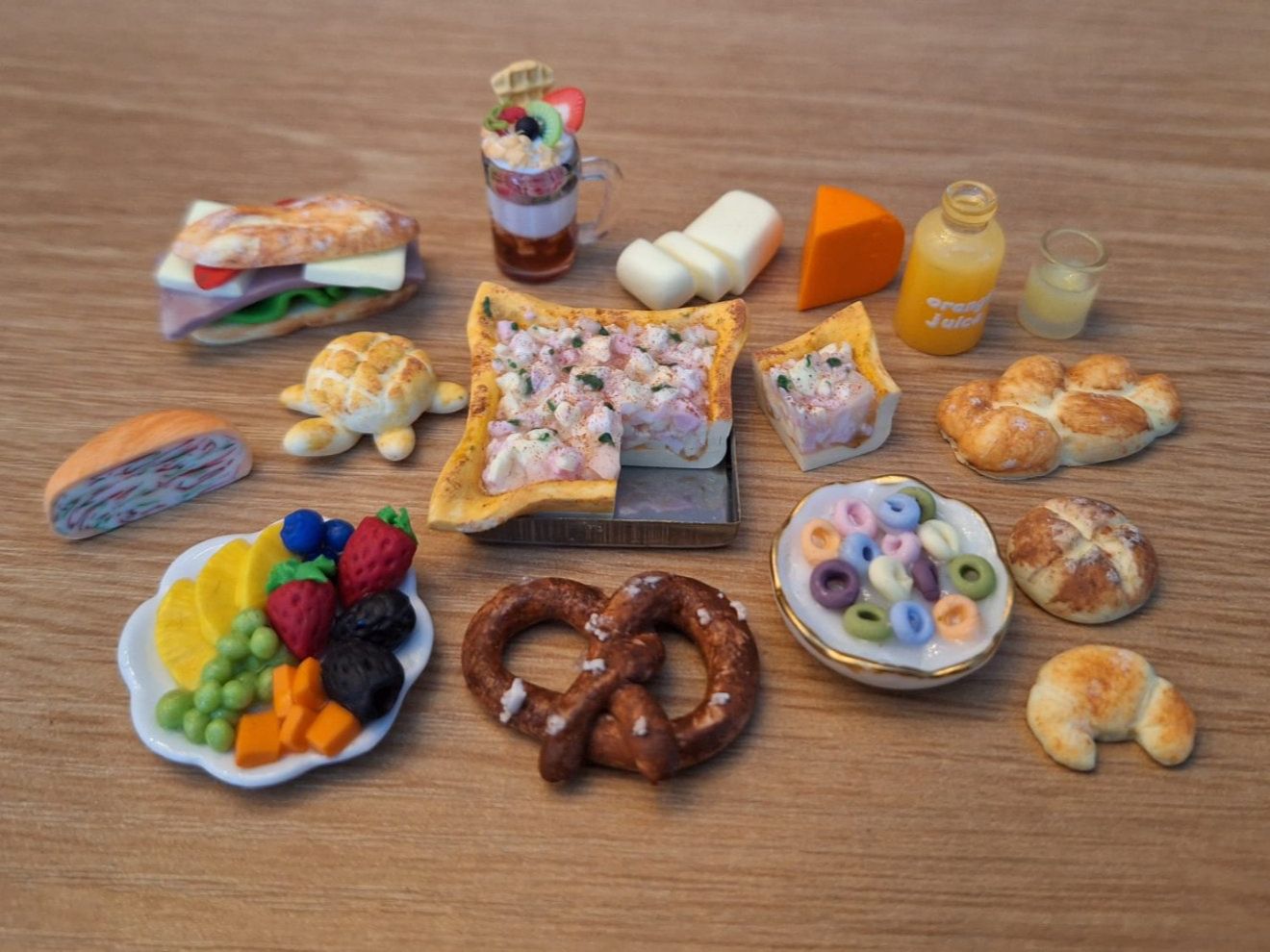Case e mobili per bambole: Puppenhaus Brunch Set – Nuovo (secondo la descrizione) da Zürich venduto da HandmadeTinyFood