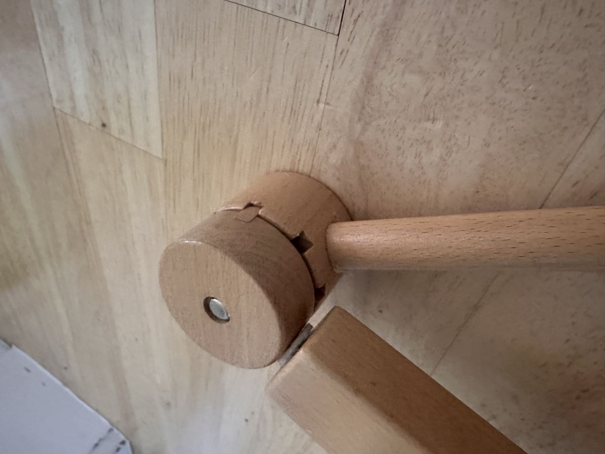 Sigikid Supporti a parete: Sigikid Mobilehalter Holz – Nuovo (secondo la descrizione) da Riehen venduto da jac_f2nl 1
