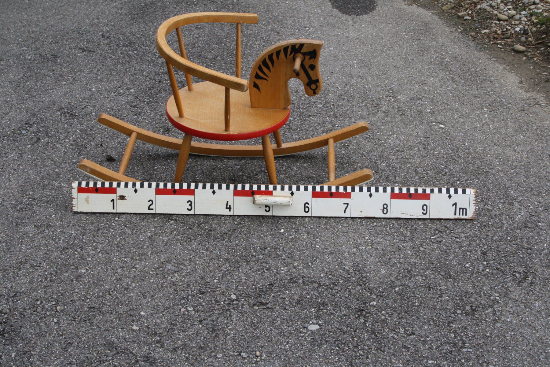 Giocattoli: SCHAUKELPFERD VINTAGE – Usato da Wauwil venduto da Pneuedy 8