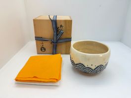 Teeschale Japan Chawan Keramik-  21. Jh. „Raku"