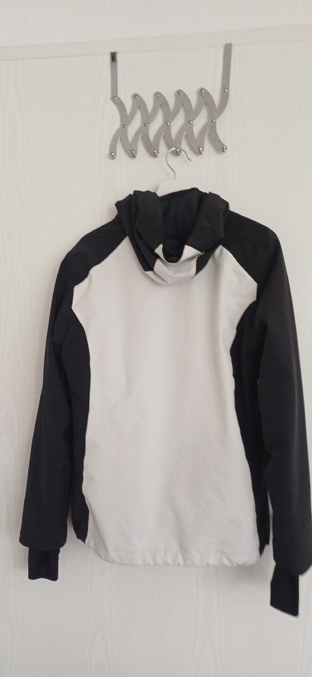 Manor Vestes: Sport Winterjacke – D'occasion à Tennwil par juupydu 2
