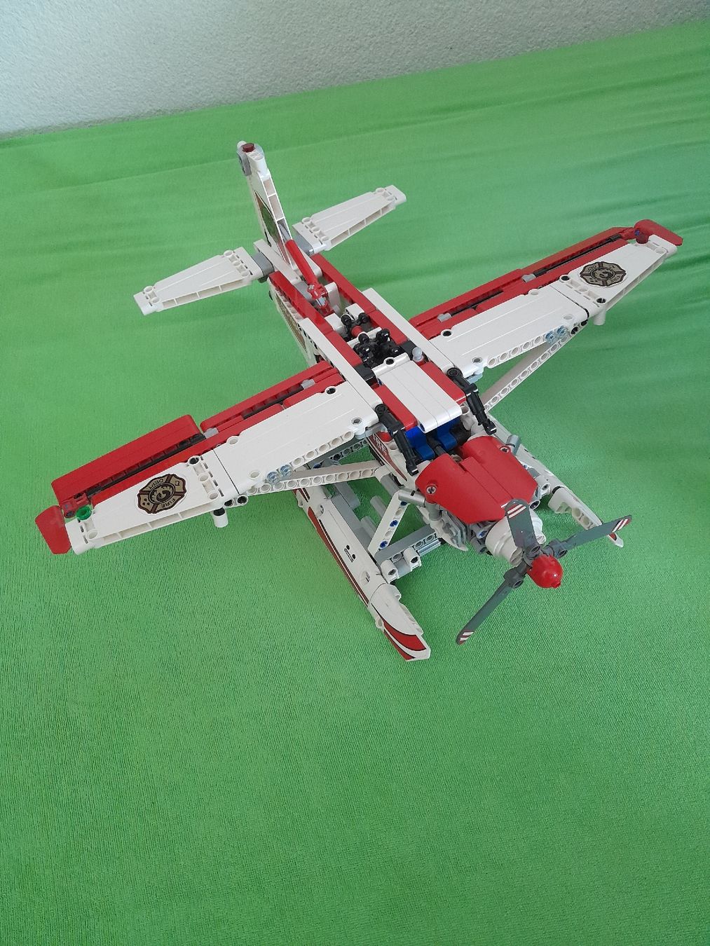 Giocattoli: Lego Technik Löschflugzeug – Nuovo (secondo la descrizione) da Menziken venduto da M.thut 2