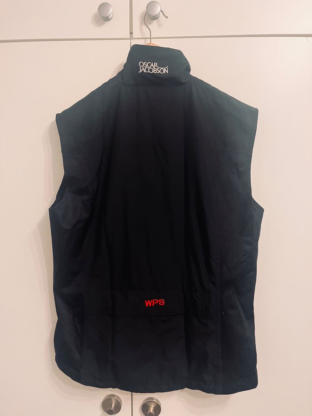 Gilets & Westen: gilet de golf Oscar Jacobson – Gebraucht aus Sion von crm_f5f9 1