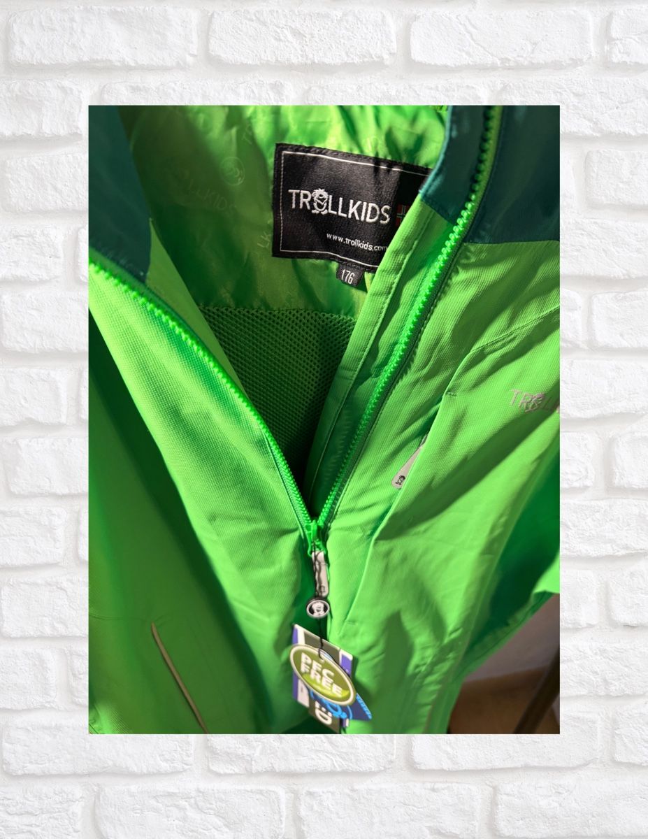 Trollkids Giacche & Cappotti: Trollkids NEU Trekkingjacke Gr.176 – Nuovo (secondo la descrizione) da Samstagern venduto da LeoW80 1