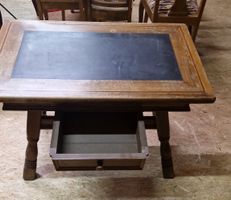 Antiker Schreibtisch mit Schieferplatten einsatz