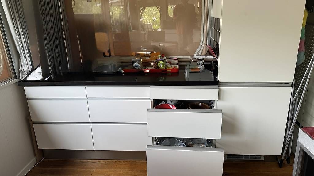 Komplettküchen: IKEA Küche mit Frgor & Abwaschmaschine  – Gebraucht aus Thun von Bufalo 1