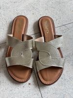Wikers Sandalen goldfarben, Gr. 38
