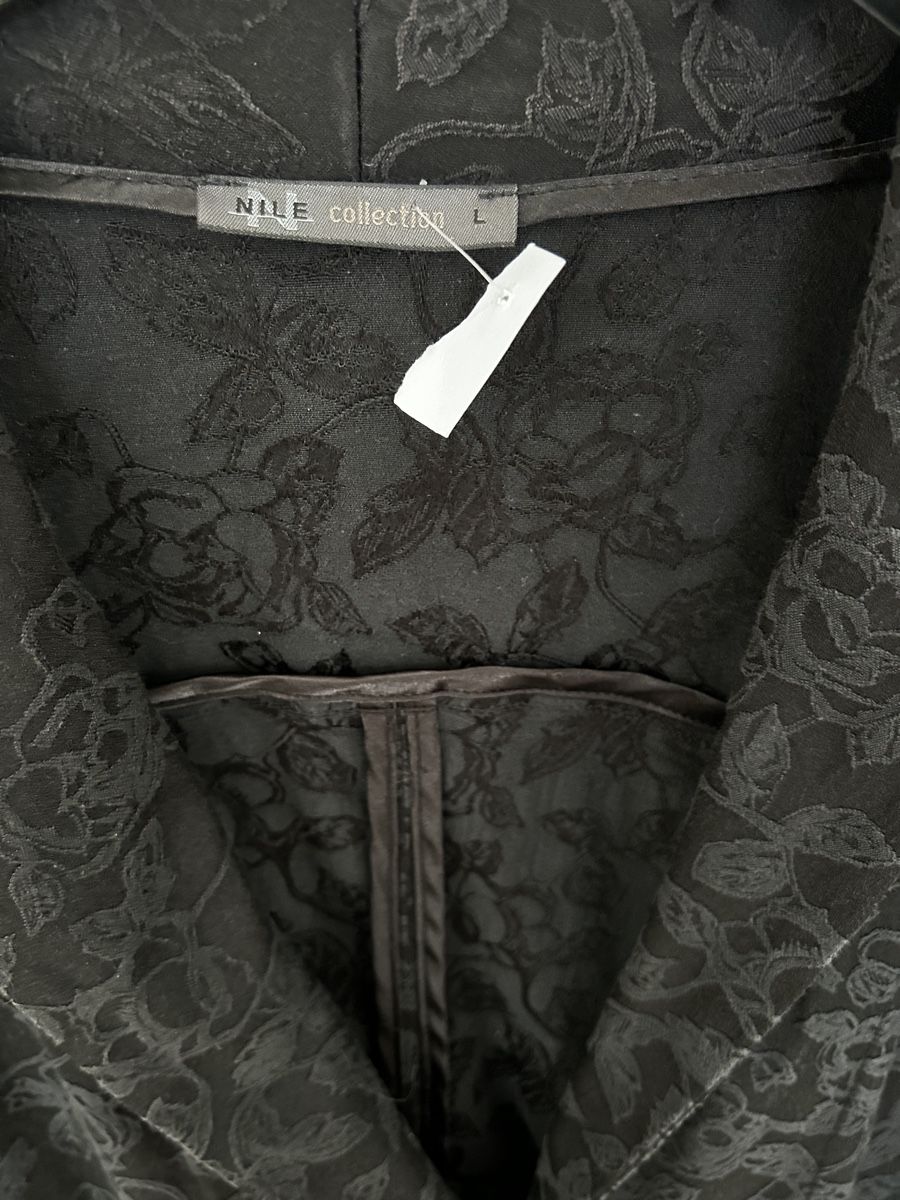 Nile Jacken: Nile Elegant Black embroidered Blazer, Size L – Neu (gemäss Beschreibung) aus Marin-Epagnier von Kty_1907 3