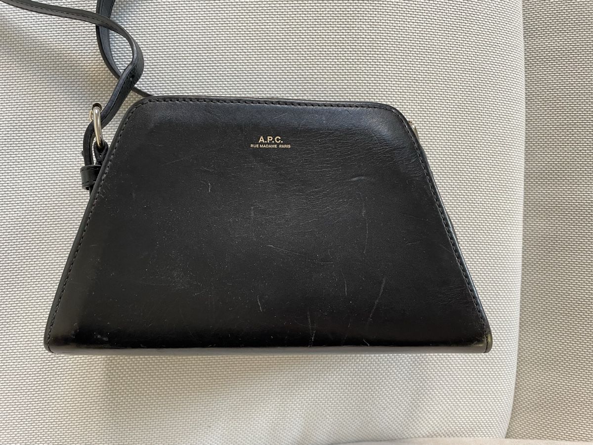 Apc Sacs femmes: A.P.C. Umhängetasche – D'occasion à Basel par was_llf7