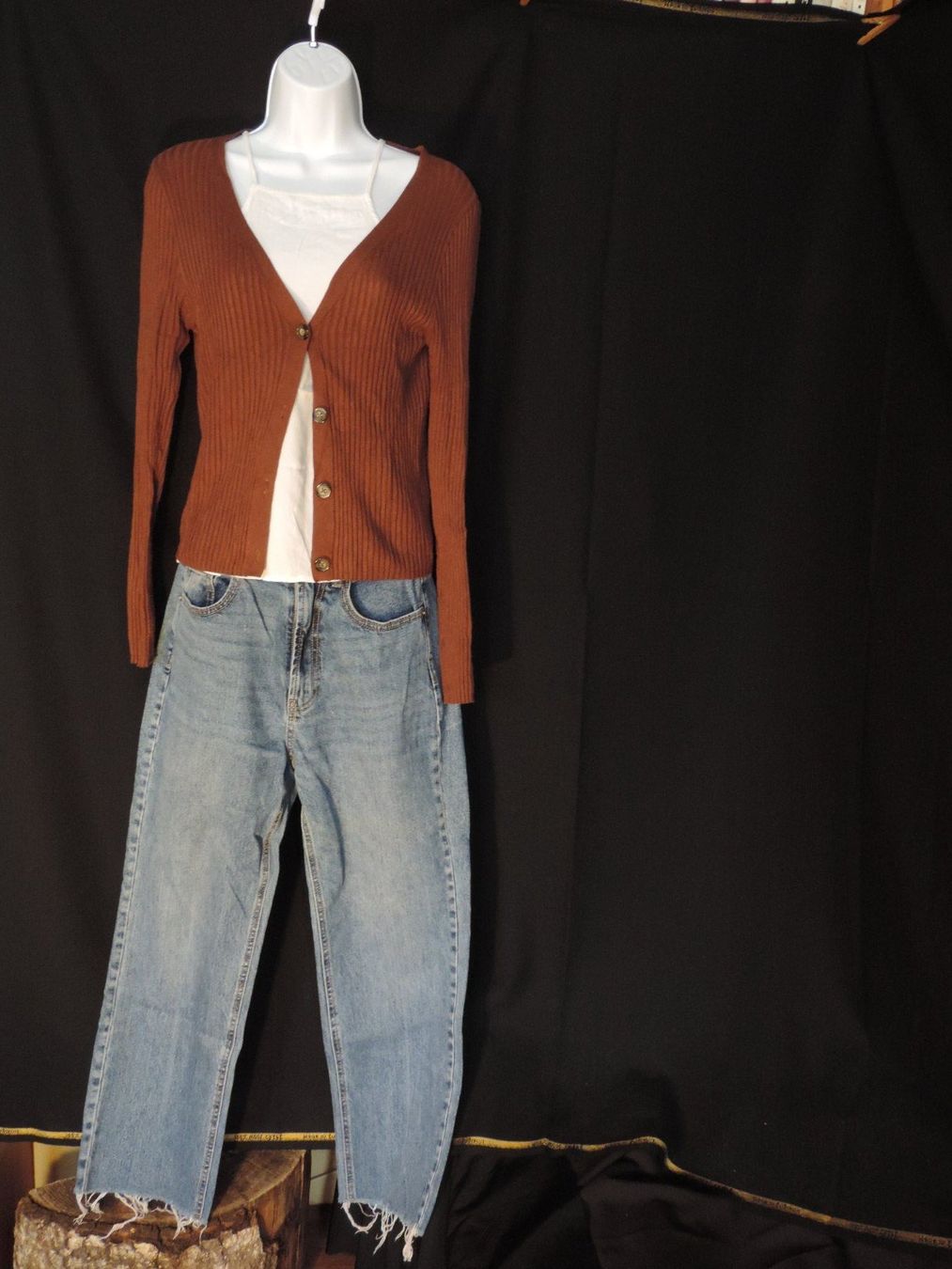 Lotti di vestiti: ensemble jeans relax bohème – Usato da Genève venduto da Axelle333 6