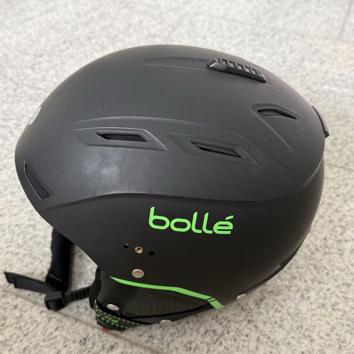 Caschi: Bollé Skihelm Kinder 54-56 cm – Usato da Mönchaltorf venduto da Mimmom 1