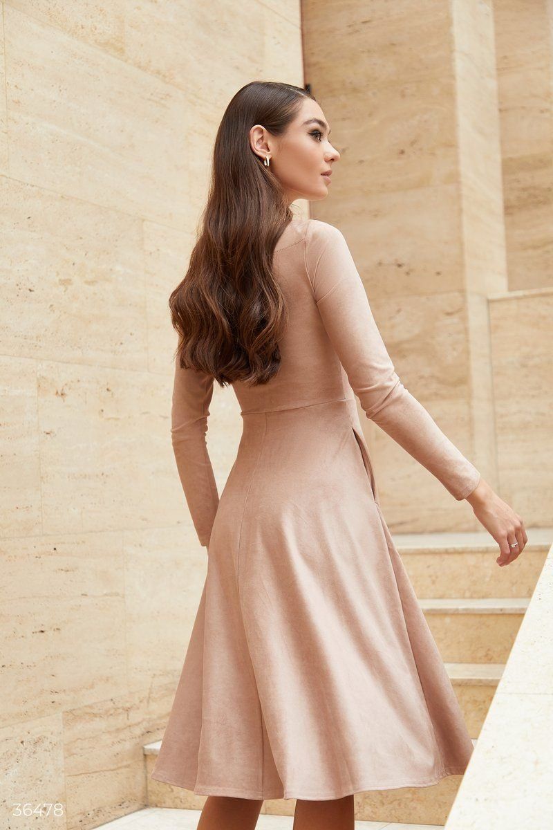 Vestiti: Beige MIDI Dress Size: M – Nuovo e nell'imballaggio originale da Zürich venduto da Ms.Me-Fashion 3