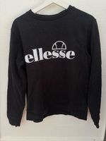 Schwarzer Ellesse Pullover