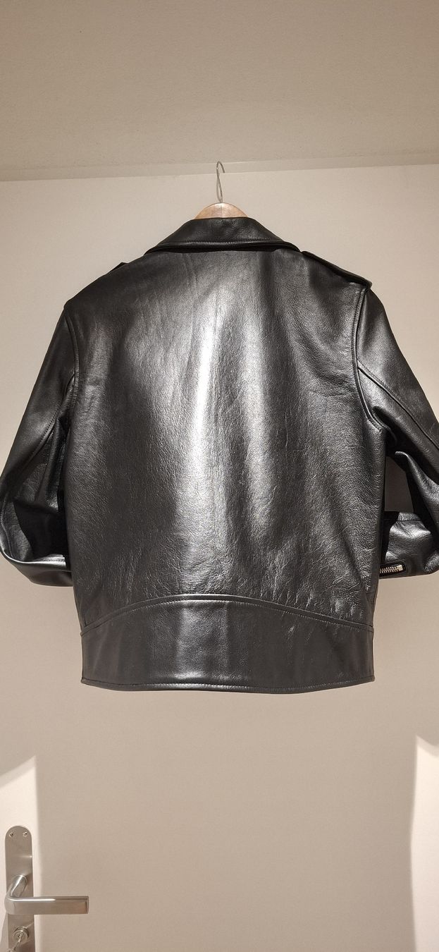 Sandro Jacken: Sandro Leather Jacket Black Size M Good Condition – Gebraucht aus Wallisellen von joe_w8ns 2