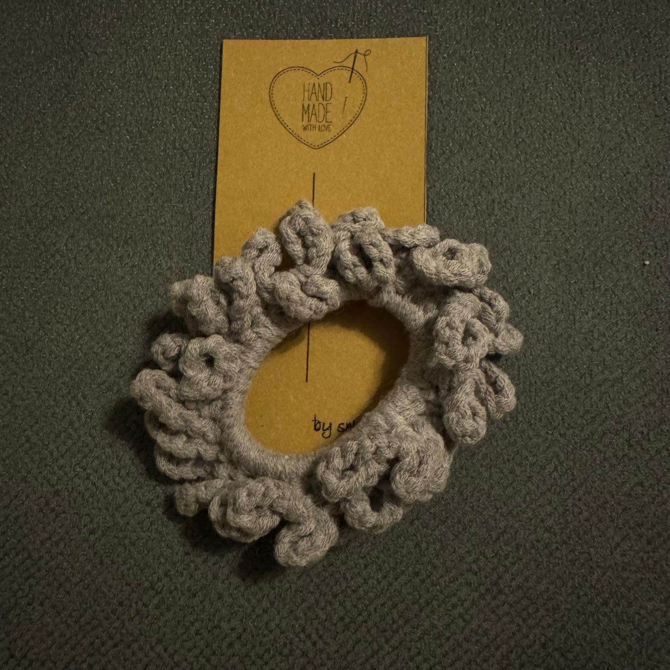 Accessori per capelli: Handgemachte gehäkelte Haargummies – Nuovo e nell'imballaggio originale da Grafstal venduto da sel_yil 4