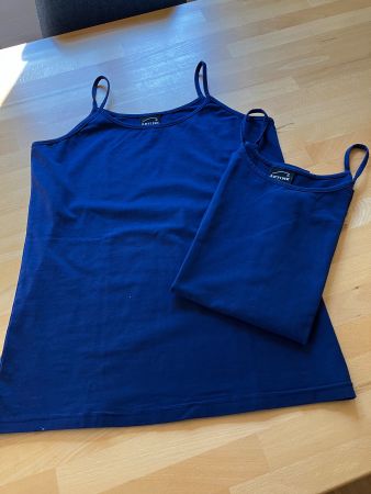 2 Stück schöne, neuwertige Artime Tops, Gr. 38/40