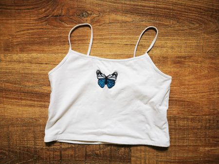 Sommer Top mit Schmetterling, Weiss, Gr. M - L, Top Zustand