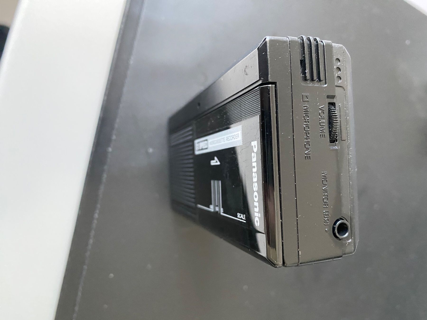 Musicassette: Panasonic Microkassette Recorder – Difettoso da Luzern venduto da Harikan 7