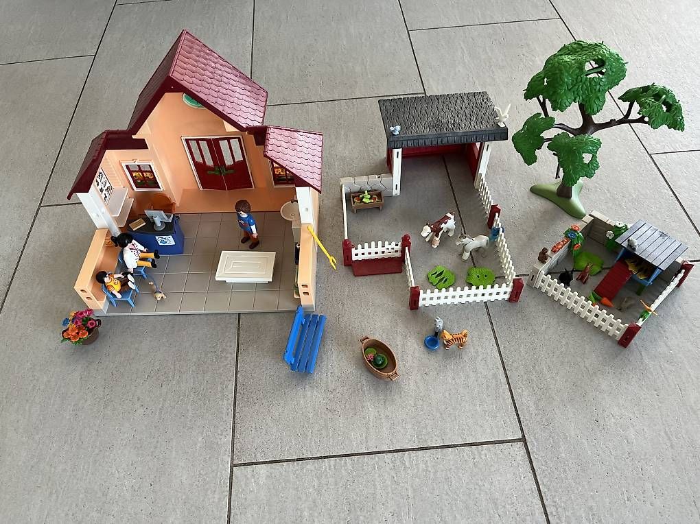 Giocattoli: Playmobil Tierklinik – Usato da Immensee venduto da ri-co