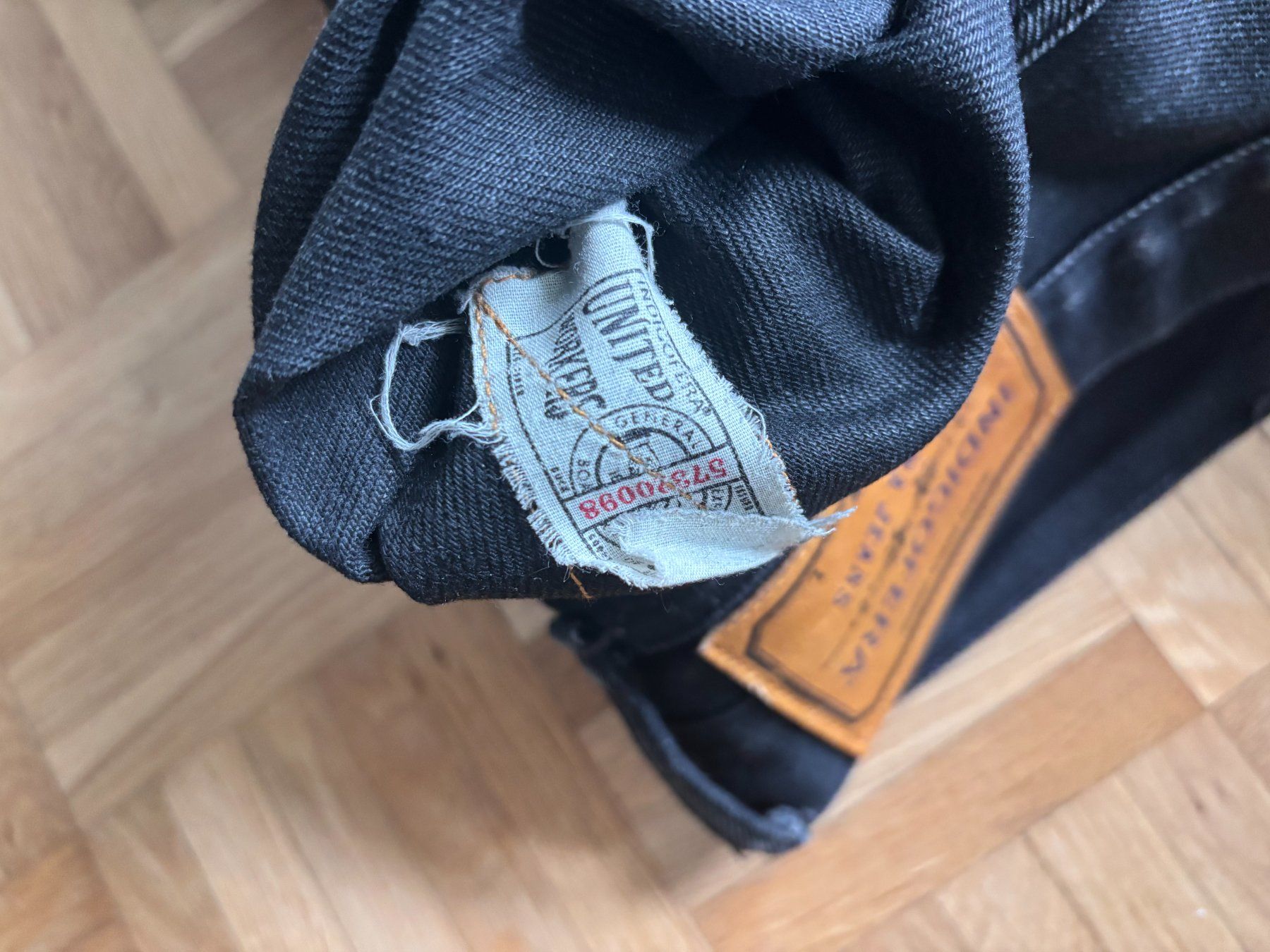 Jeans: Indigofera Selvedge Jeans Black – Usato da Thun venduto da maddox75 2