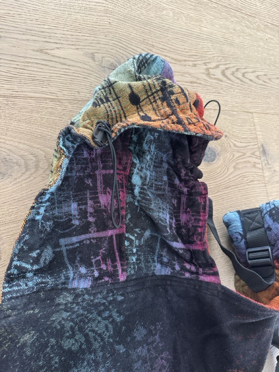 Lennylamb Marsupi portabebè: LennyLamb toddler Carrier Rainbow Symphony Dark – Usato da Neuheim venduto da UkoTerpuh 5