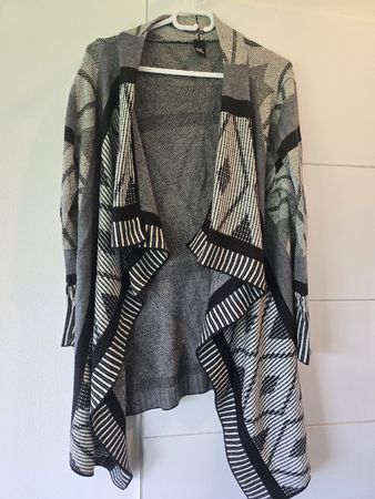 Damen Longweste von C'est Paris schwarz gemustert, Grösse XL