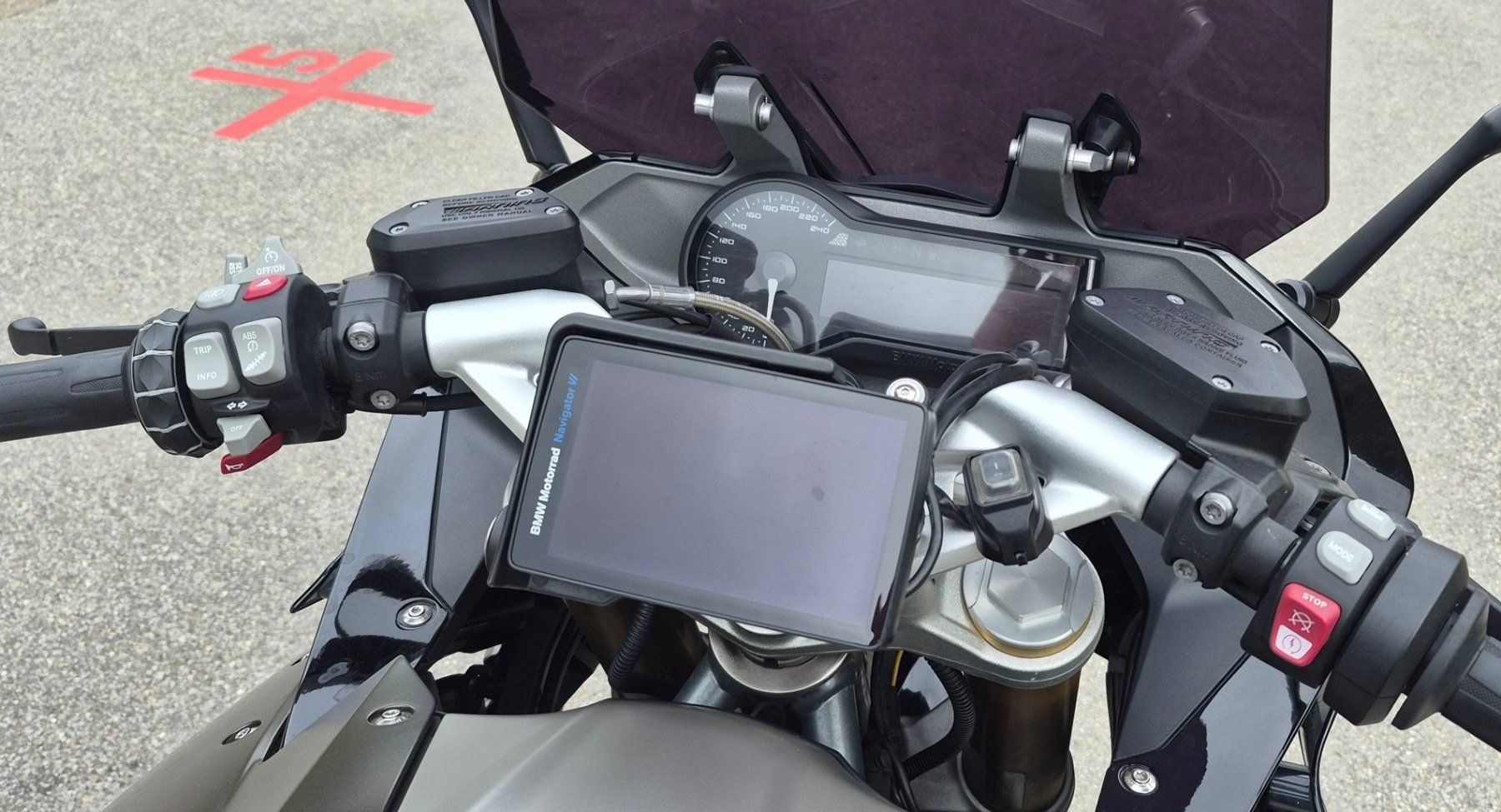 BMW Touring: BMW R 1200 RS ABS – Gebraucht aus Pfäffikon SZ von Alpenschrauber 6