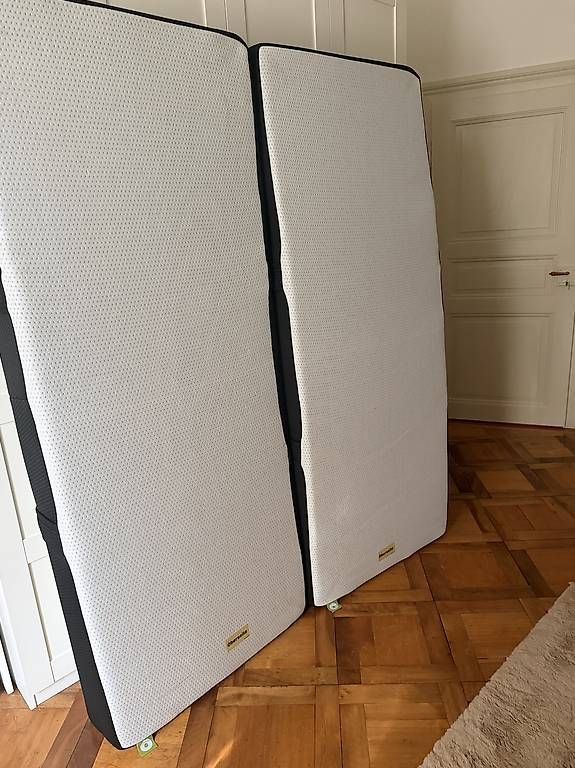 Materassi: 2x Blackroll BASE Matratze 80 x 200 cm – Usato da Basel venduto da Deko7979