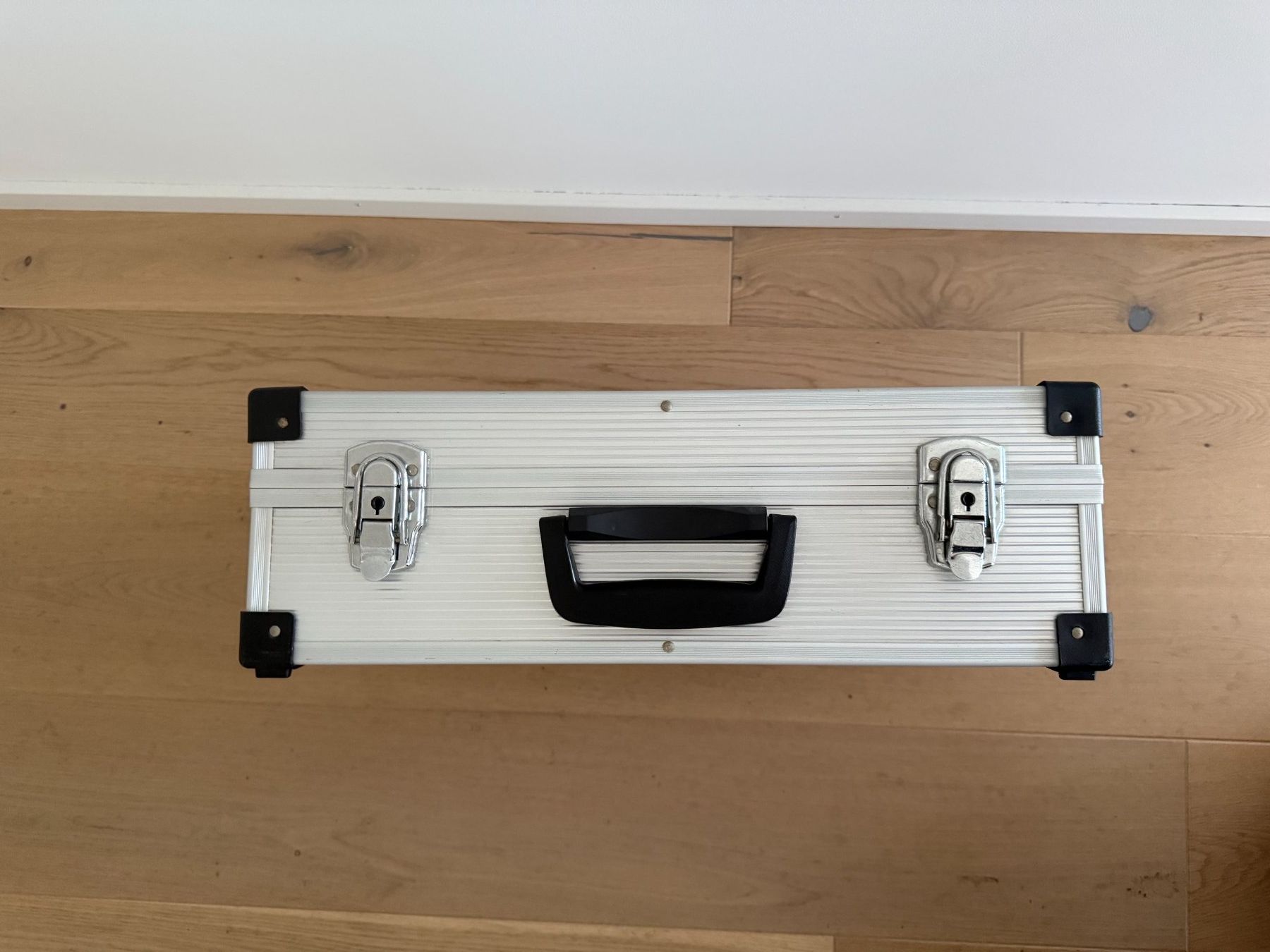 Valises de voyage: Koffer mit Schaumstoff Polsterung – D'occasion à Rothenburg par Patri00 2